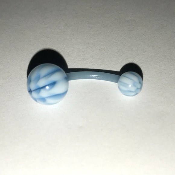 14 Gauge Blue and White Checkerboard Belly Ring - Picture 5 of 14